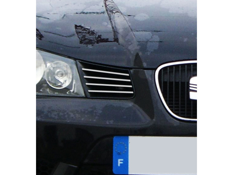 Cornice della griglia radiatore esterna cromata Seat Ibiza 01-08