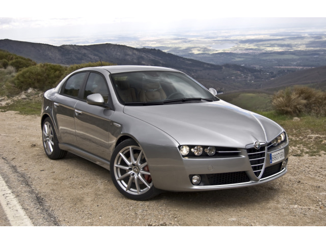 Cornice della griglia radiatore inferiore cromata Alfa Romeo 159