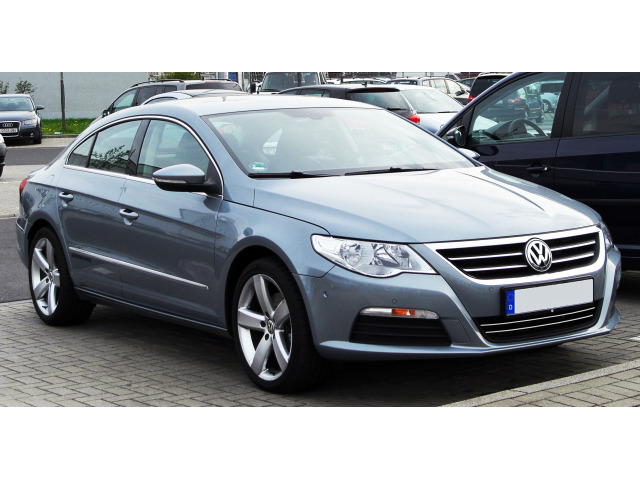 Cornice della griglia radiatore inferiore cromata VW Passat CC