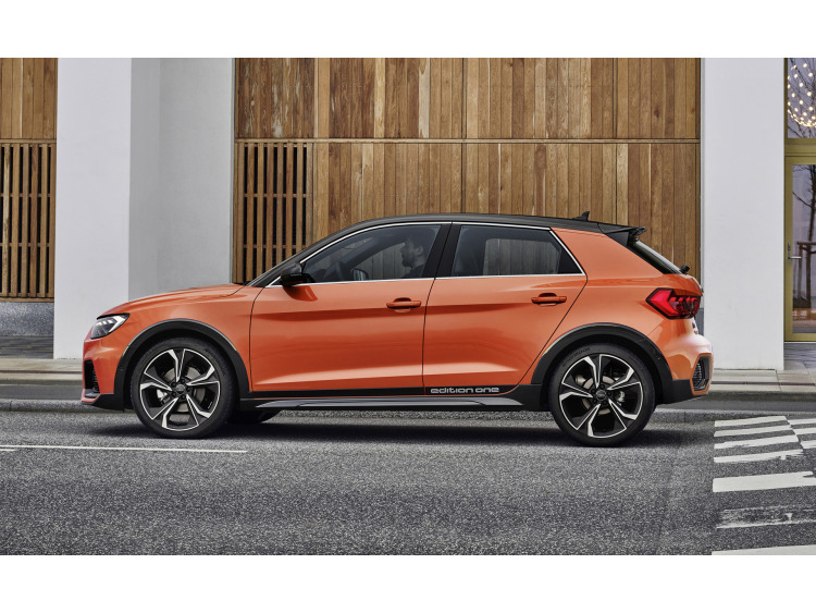 Fascia cromata di contorno dei vetri laterali Audi A1 18-26 Sportback