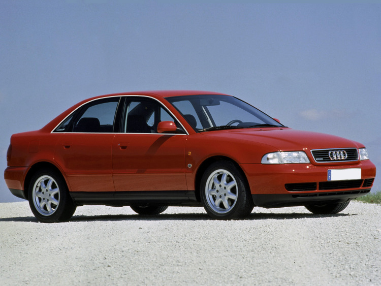 Fascia cromata di contorno dei vetri laterali Audi A4 s&eacute;rie 1 94-98