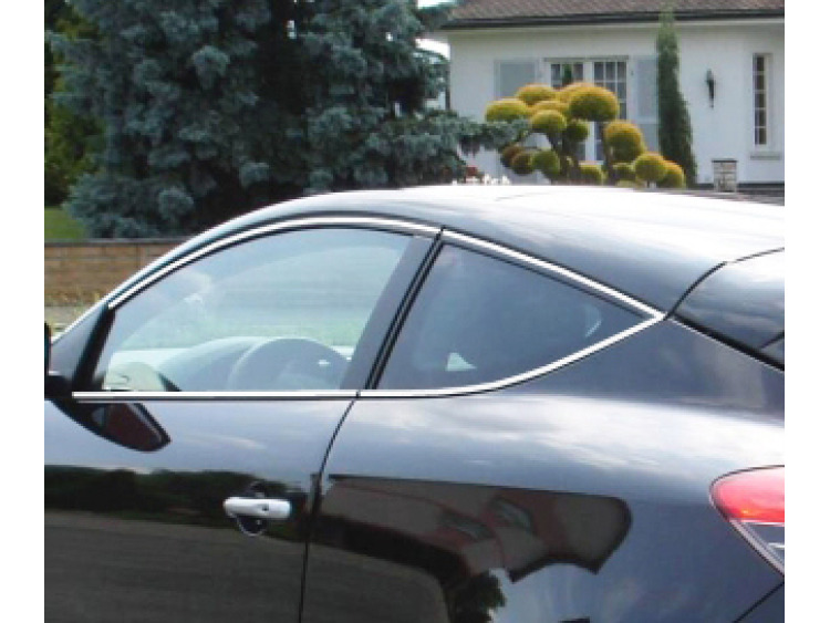 Fascia cromata di contorno dei vetri laterali Renault M&eacute;gane III coup&eacute; 08-12 Renault M&eacute;gane III phase 2 coup&eacute; 12-13 Renault M&eacute;gane III phase 3 coup&eacute; 13-21