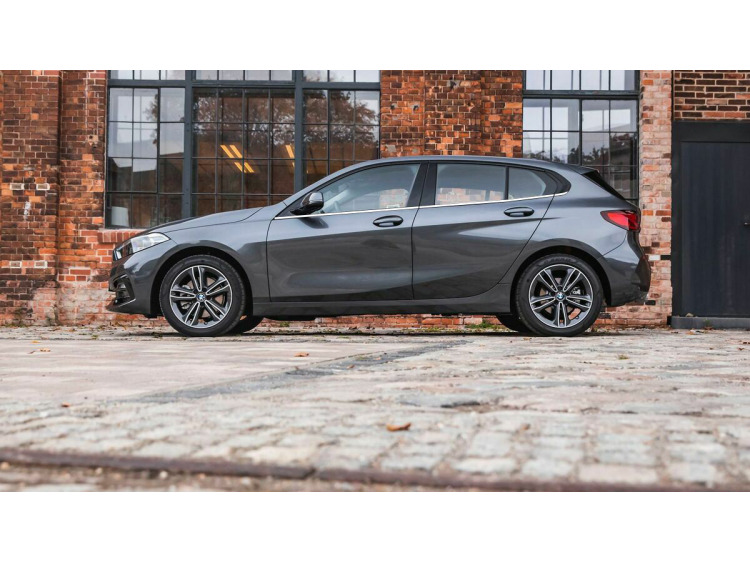 Fascia cromata di contorno inferiore dei vetri laterali BMW S&eacute;rie 1 F40 19-26