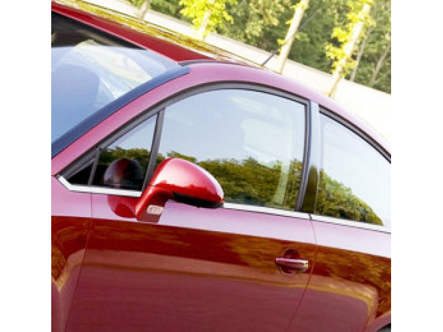 Fascia cromata di contorno inferiore dei vetri laterali Citroën C4 0411  Citroën C4 Coupé