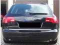 Fascia per bagagliaio cromata Audi A1 19-26 Audi A4 s&eacute;rie 1 avant 94-98 Audi A4 s&eacute;rie 2 00-04 Audi A4 s&eacute;rie 2 avant 01-04 Audi A6 Allroad 00-05 Audi A6 Allroad 2 06-08 Audi A6 Allroad 2 phase 2 08-11 