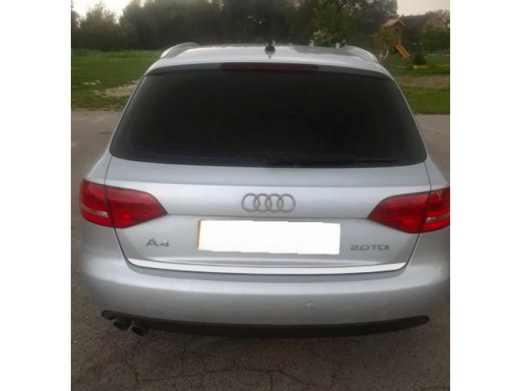 Fascia per bagagliaio cromata Audi A4 s&eacute;rie 3 avant 08-11