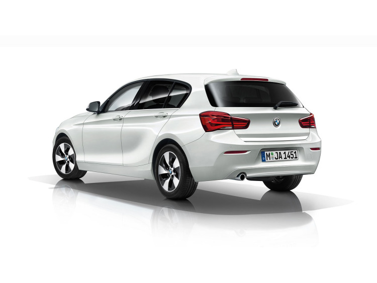 Fascia per bagagliaio cromata BMW S&eacute;rie 1 F21 12-15