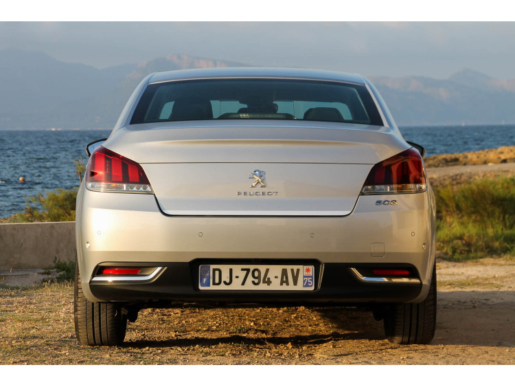 Fascia per bagagliaio cromata Peugeot 508 Berline phase 2