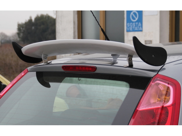 Spoiler Fiat Grande Punto 0509  Fiat Punto phase 1 9903 3p v4